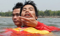 lifesaving cross chest tow